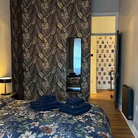 Elegant With Private Entrance * Dublin